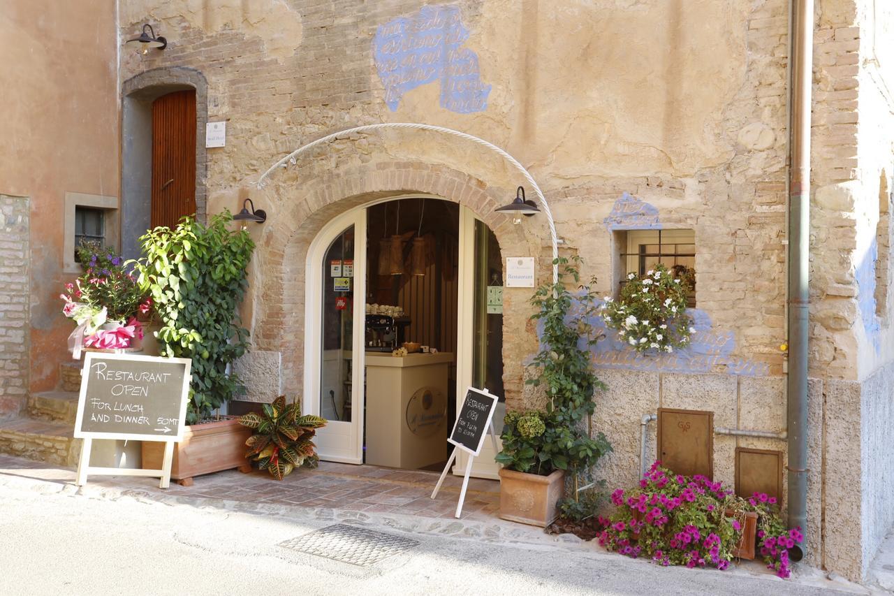 Il Maramaldo Bed&Breakfast-Restaurant Lajatico Exteriör bild